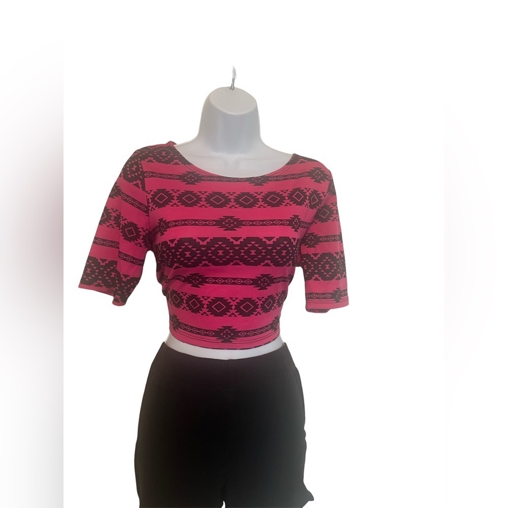 Ali and Kris Crop Top Tribal Top. Size: Large. Color: Fuchsia and Black